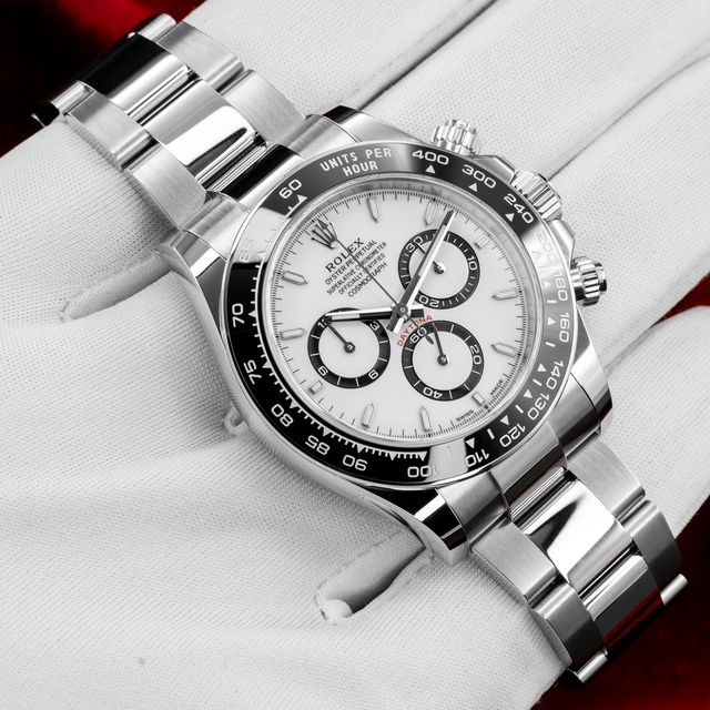 Rolex Daytona 126500 LN Image 5